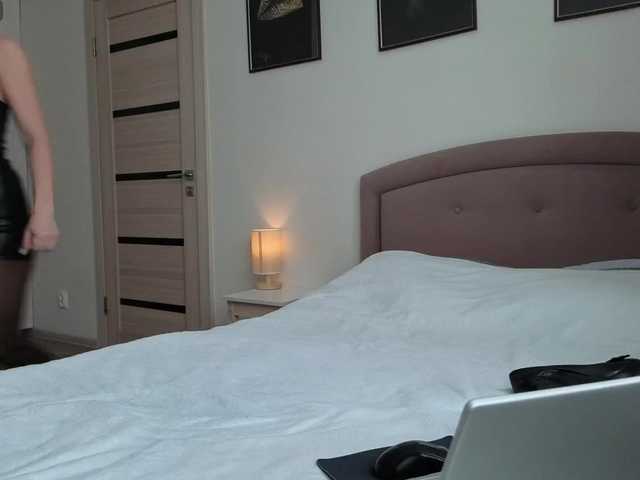 Alenaa's BongaCams show and profile