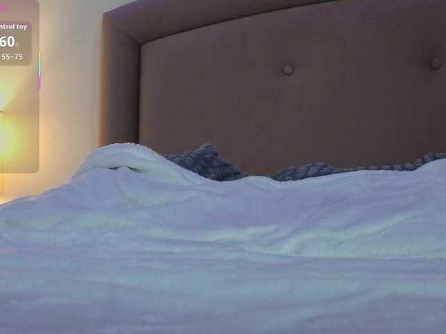 Alenaa's BongaCams show and profile