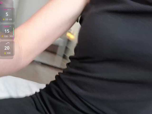 Alenaa's BongaCams show and profile