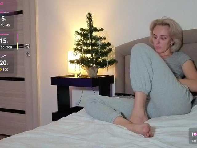 Alenaa's BongaCams show and profile