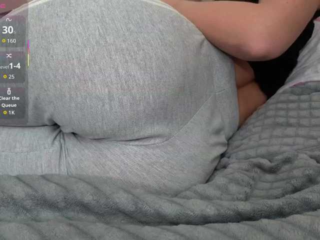 Alenaa's BongaCams show and profile