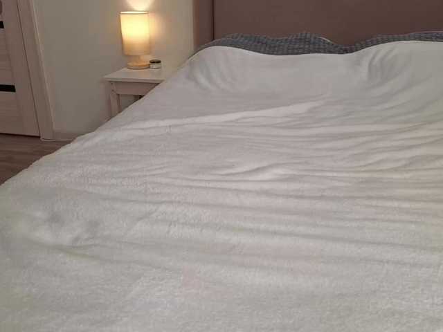 Alenaa's BongaCams show and profile