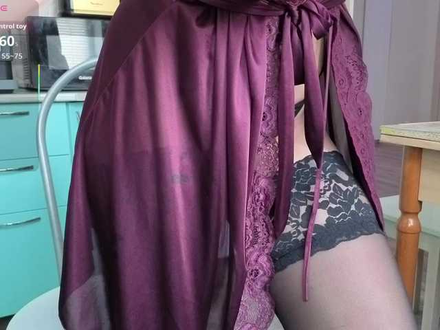 Alenaa's BongaCams show and profile