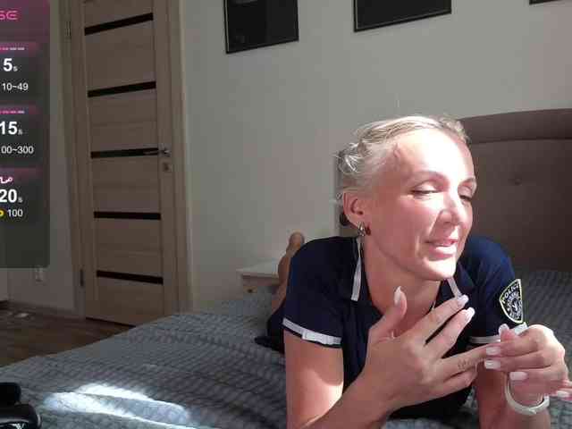FemdomLedyMaria webcam