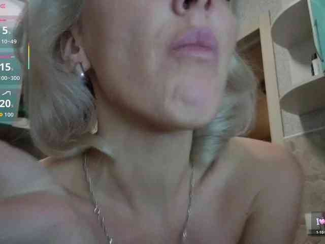 FemdomLadyMaria webcam