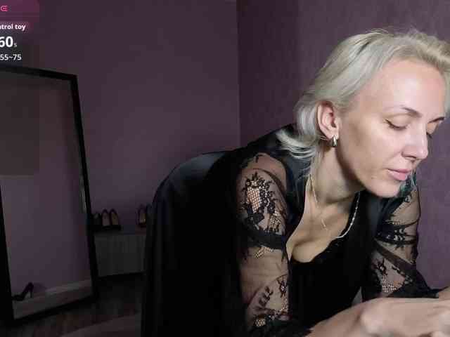 FemdomLedyMaria webcam