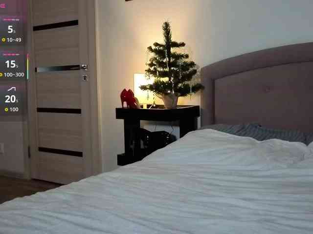 FemdomLadyMaria webcam