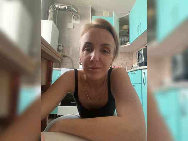 FemdomLadyMaria webcam