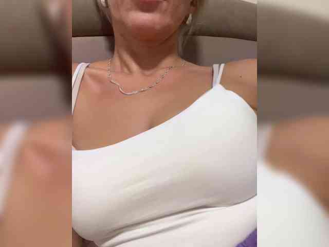 FemdomLedyMaria webcam