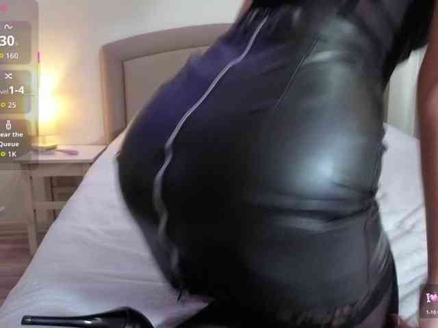 FemdomLadyMaria webcam