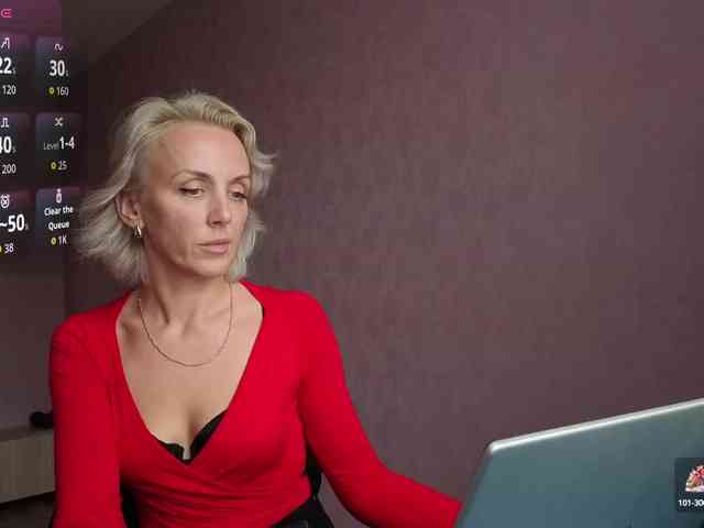 FemdomLedyMaria webcam