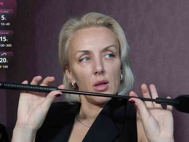 FemdomLedyMaria webcam
