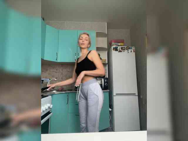 FemdomLadyMaria webcam