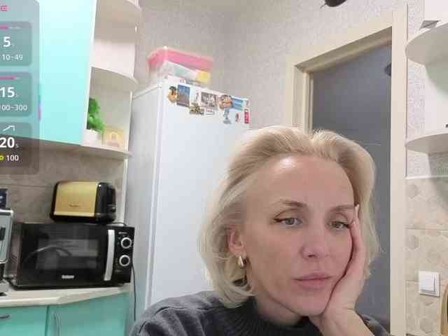 FemdomLadyMaria webcam