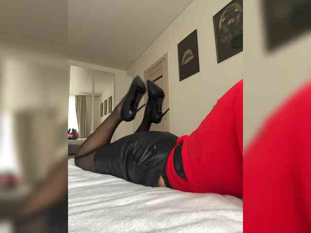 FemdomLedyMaria webcam