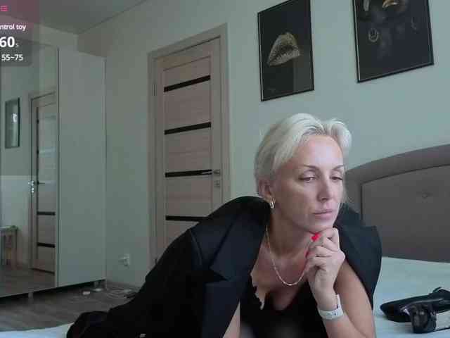 FemdomLedyMaria webcam