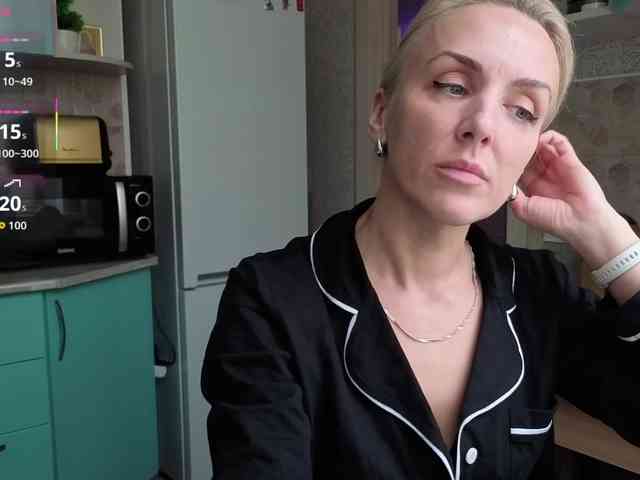 FemdomLadyMaria webcam