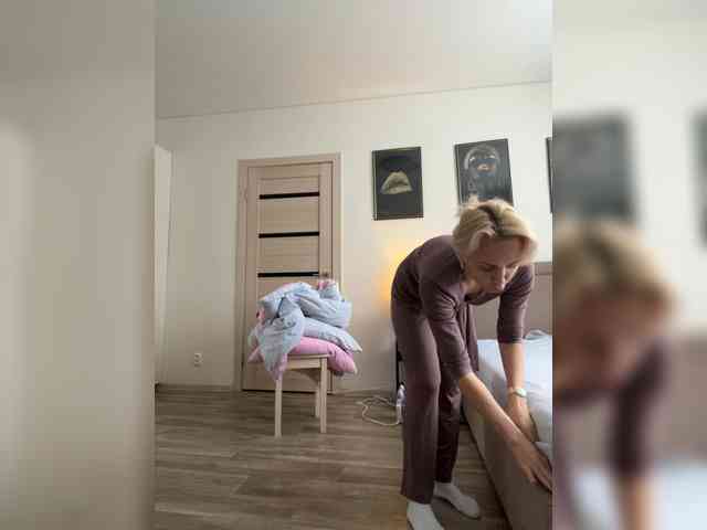 FemdomLadyMaria webcam