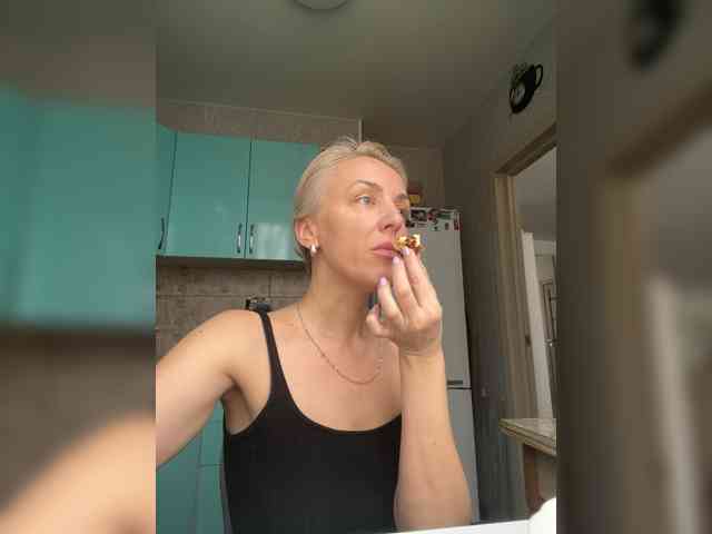 FemdomLadyMaria webcam