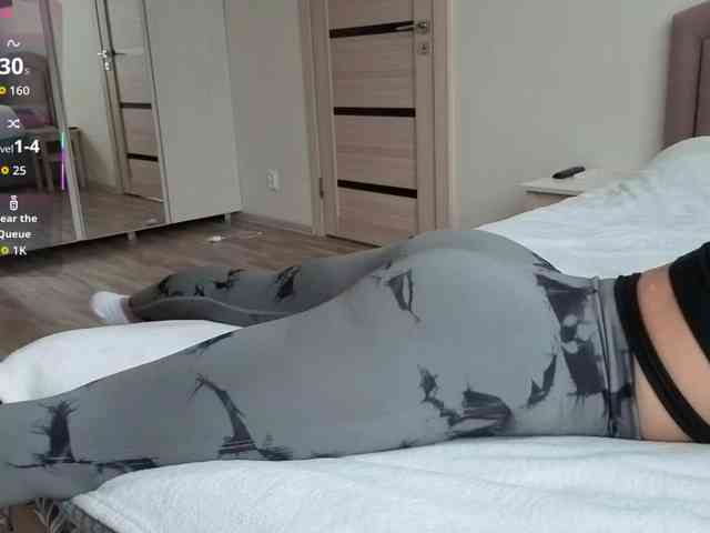 FemdomLadyMaria webcam