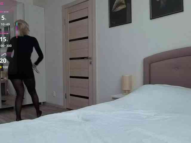 FemdomLadyMaria webcam