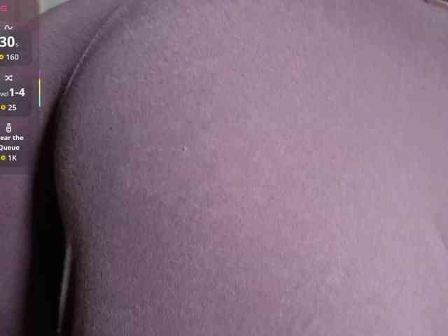 Alenaa Live Webcam on BongaCams