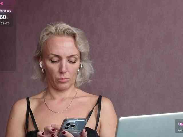 FemdomLedyMaria webcam