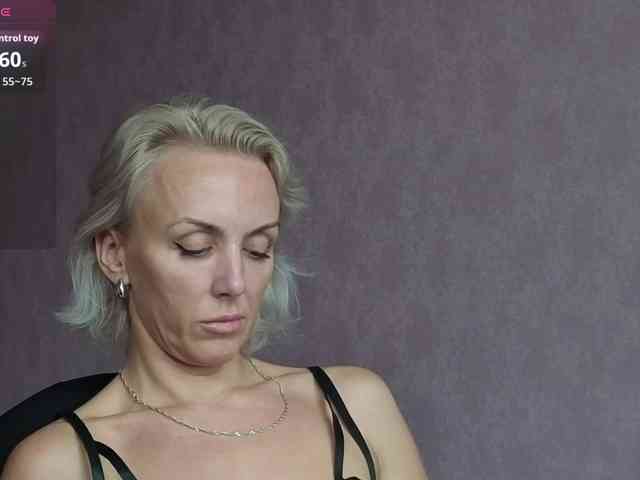 FemdomLedyMaria webcam