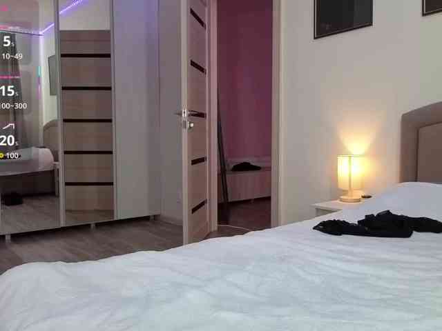 FemdomLadyMaria webcam