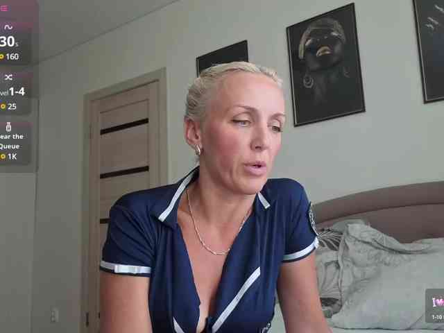 FemdomLedyMaria webcam