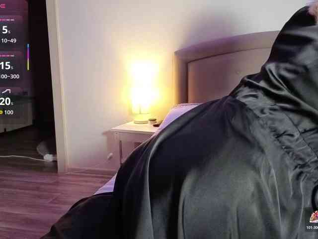 FemdomLadyMaria webcam