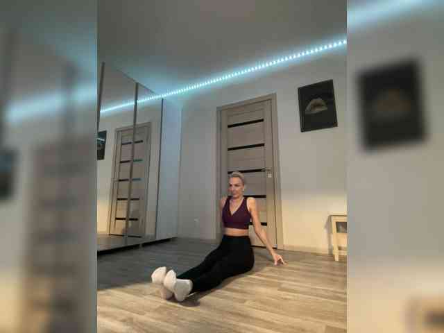 FemdomLadyMaria webcam