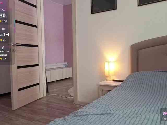 FemdomLadyMaria webcam