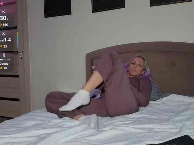 FemdomLadyMaria webcam