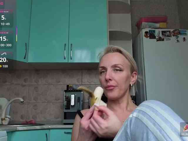 FemdomLadyMaria webcam