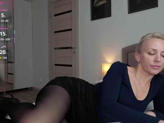 FemdomLadyMaria webcam