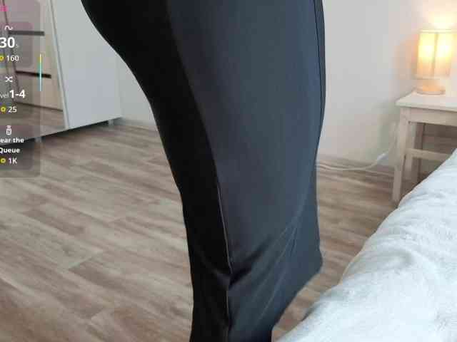 FemdomLadyMaria webcam