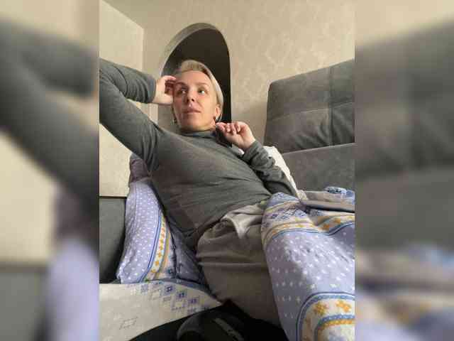 FemdomLadyMaria webcam