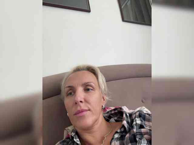 FemdomLedyMaria webcam