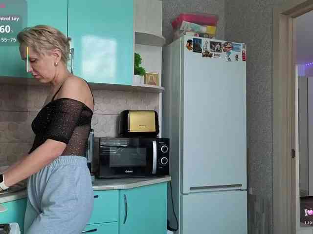 FemdomLadyMaria webcam