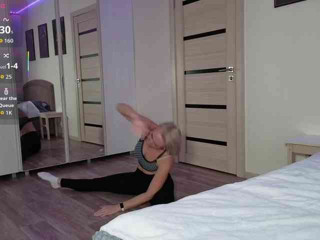 FemdomLadyMaria webcam