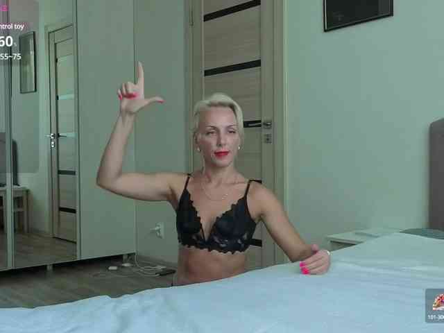 FemdomLedyMaria webcam