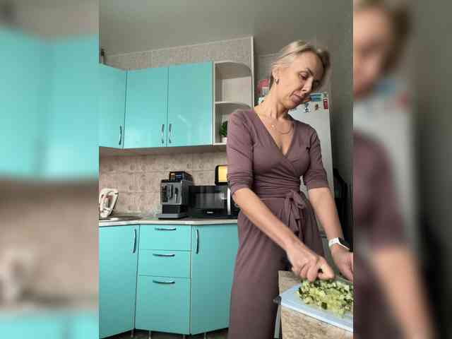 FemdomLadyMaria webcam