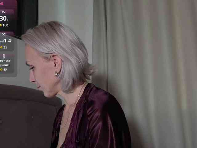 FemdomLedyMaria webcam