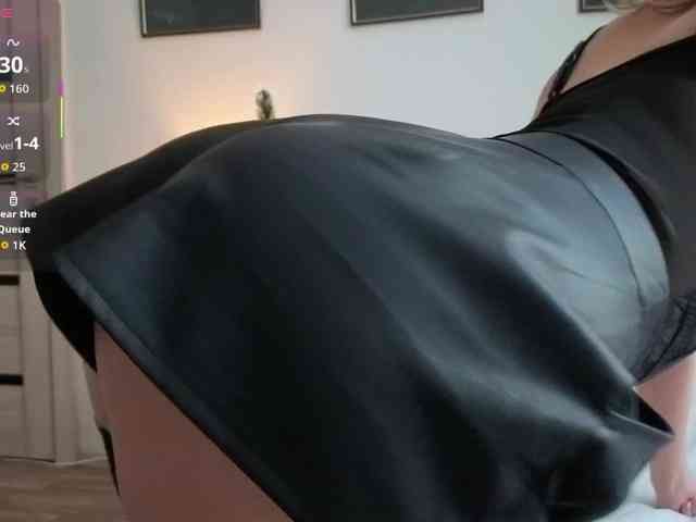 FemdomLadyMaria webcam