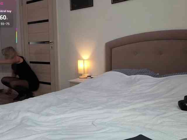 FemdomLadyMaria webcam