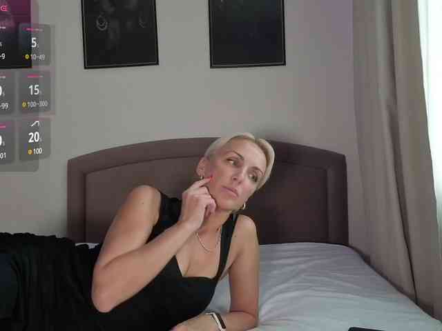 FemdomLedyMaria webcam