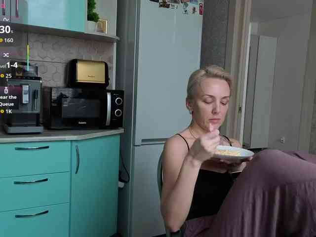 FemdomLadyMaria webcam