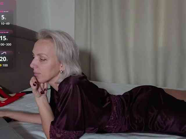 FemdomLedyMaria webcam