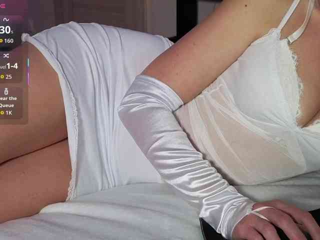 FemdomLadyMaria webcam